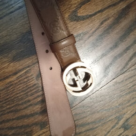 Gucci woman\'s belt